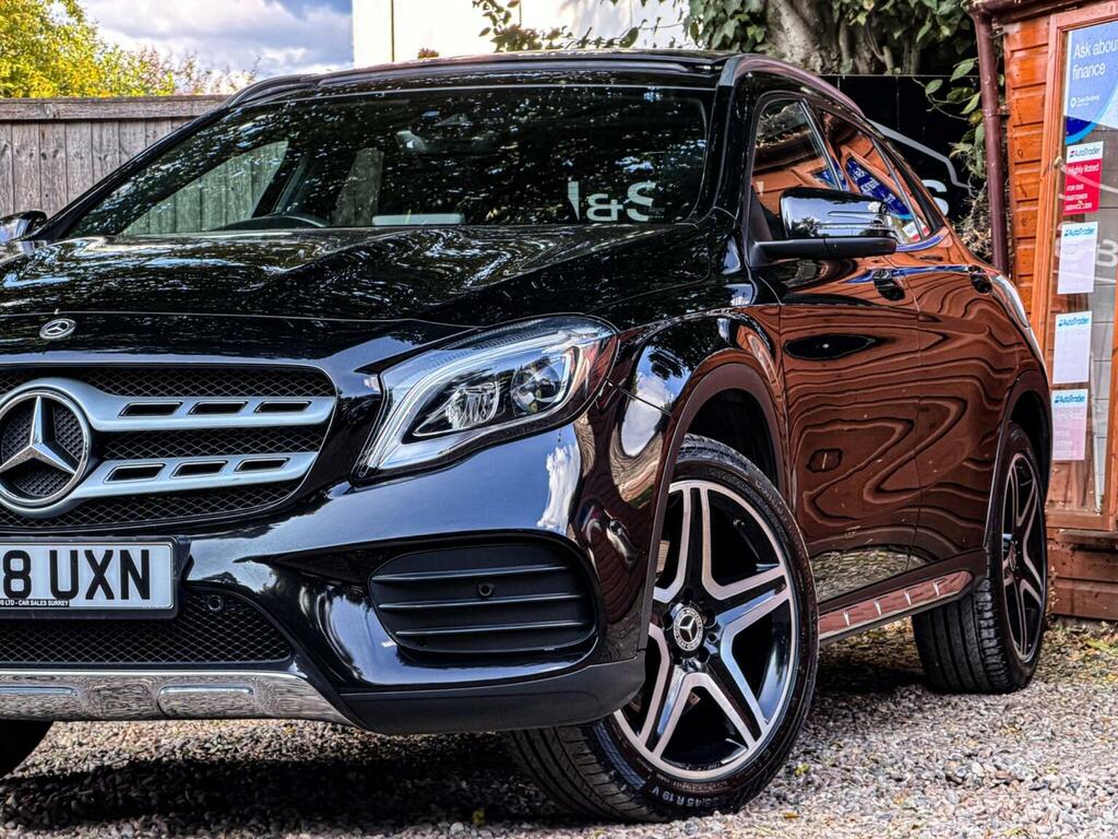 Mercedes-Benz GLA Class Suv 2.0 Gla250 Amg Line Premium Plus 7G-dct 4Mat Black #3