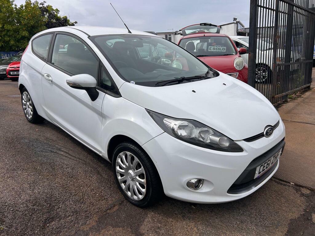 Ford Fiesta 1.25 Edge CE61ZHF White #3