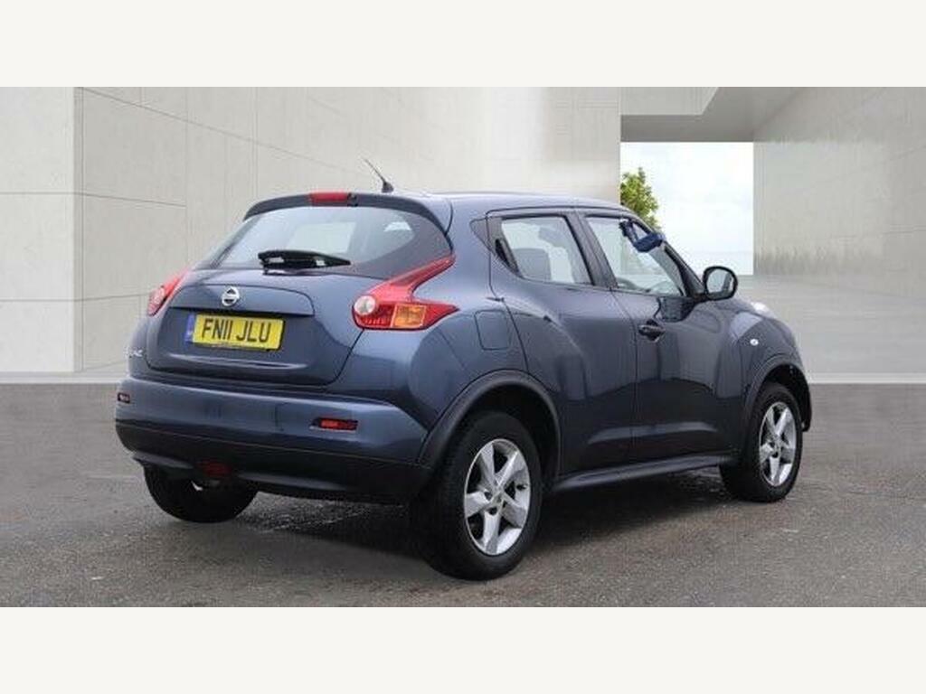 Nissan Juke Acenta White #4