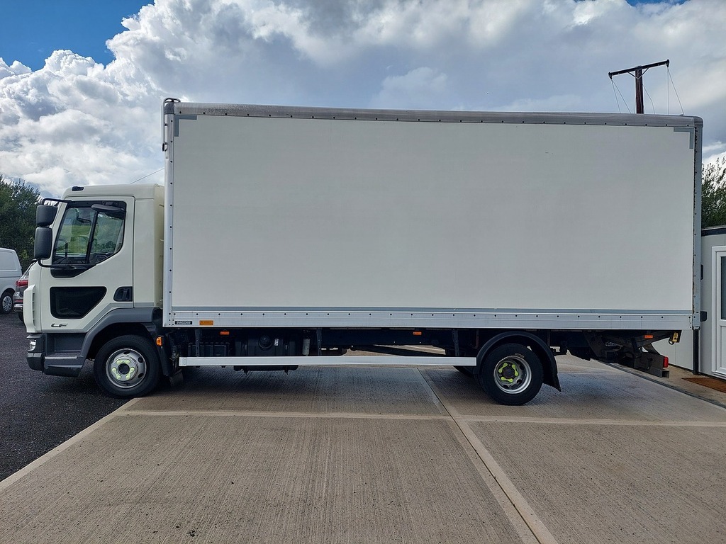 DAF All Models 0.0 Box Van White #4