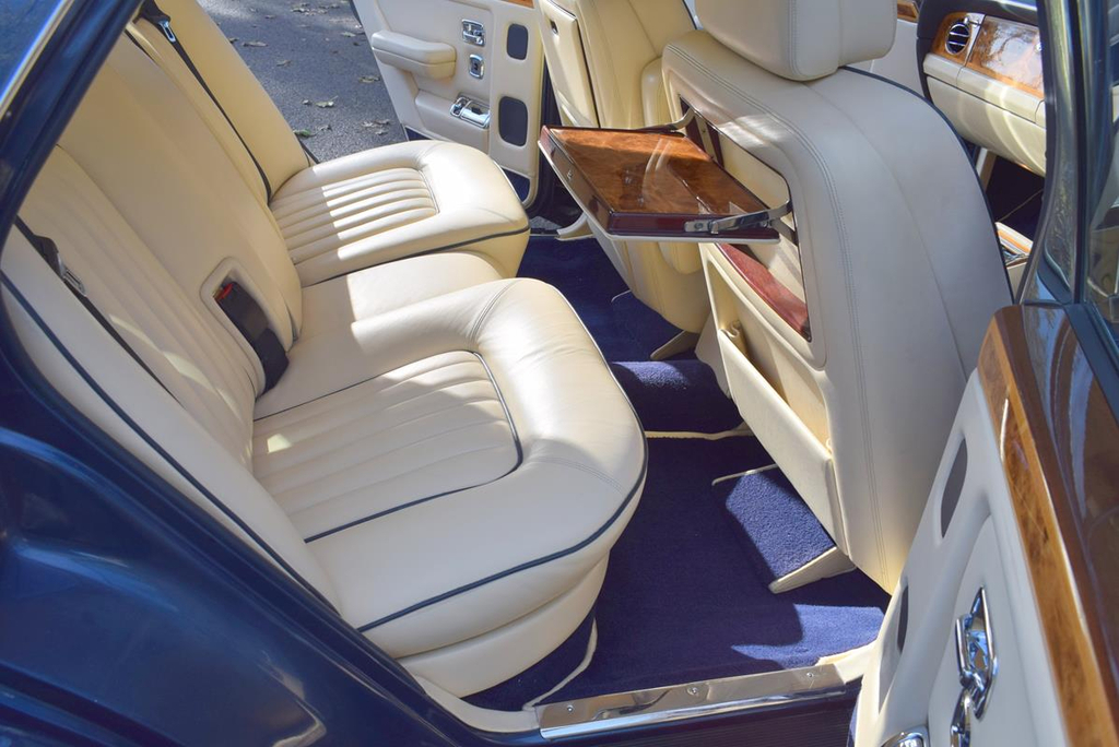 Rolls-Royce Silver Spirit II 4dr Auto Red #28