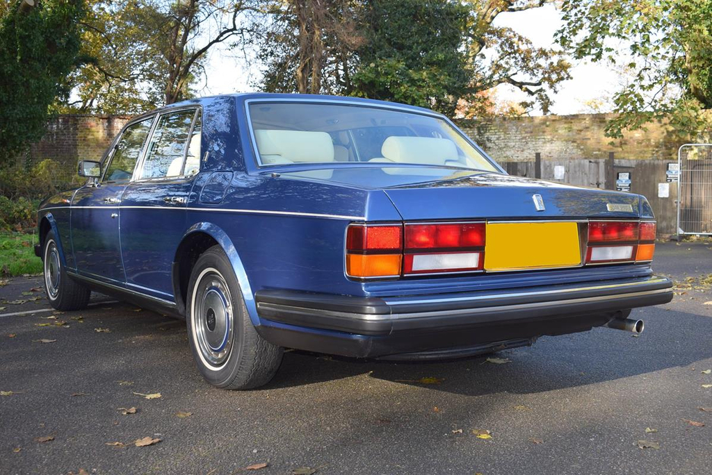 Rolls-Royce Silver Spirit II 4dr Auto Red #37