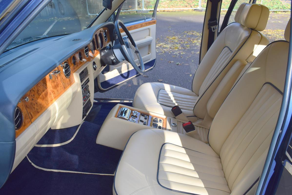 Rolls-Royce Silver Spirit II 4dr Auto Red #20