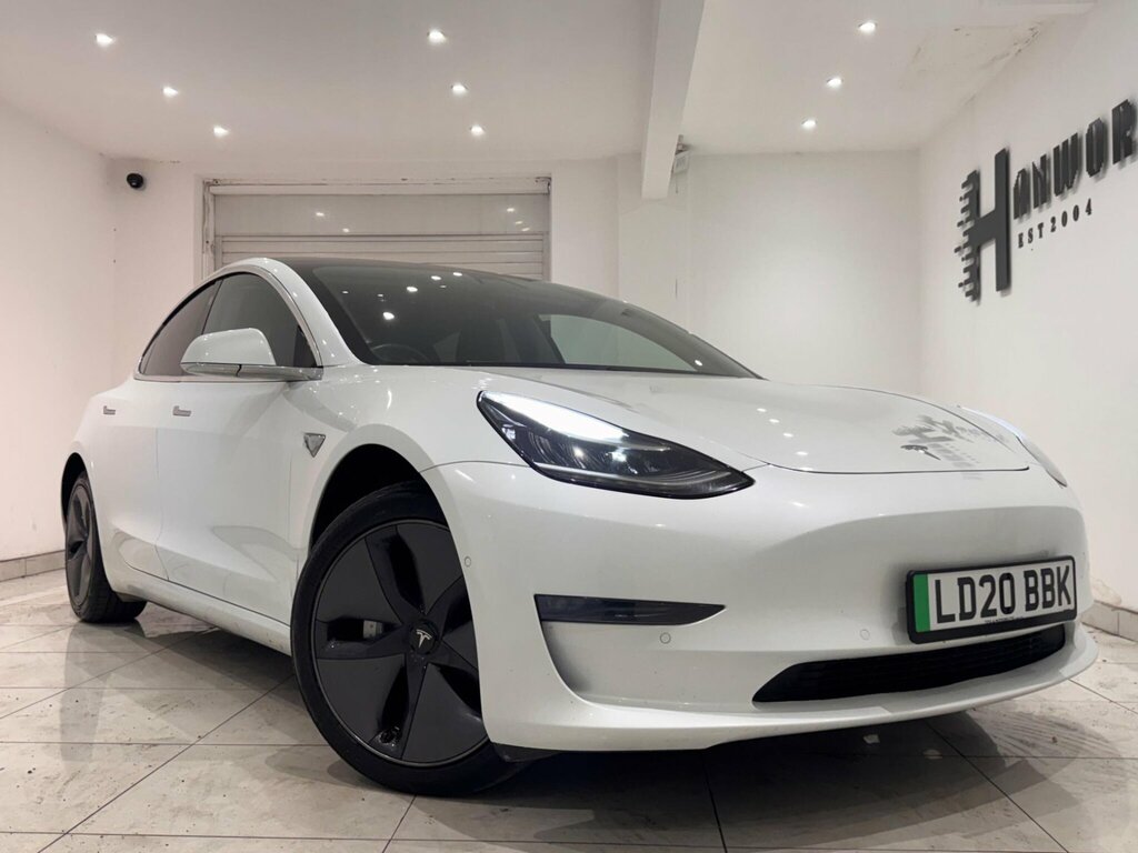 Tesla Model 3 Dual Motor Long Range 4Wde White