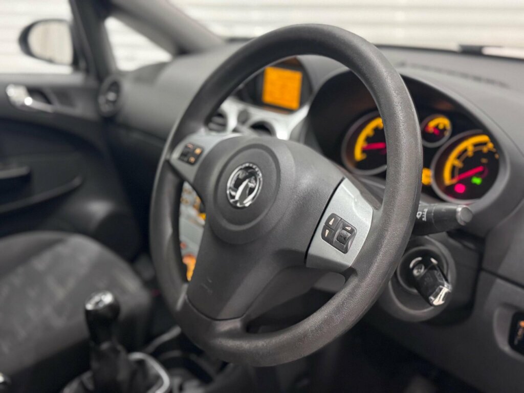 Vauxhall Corsa Sting Black #10