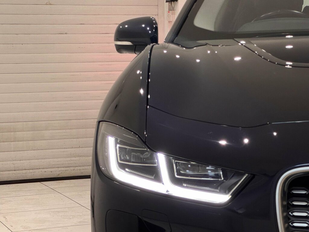 Jaguar I-Pace Hse Grey #24