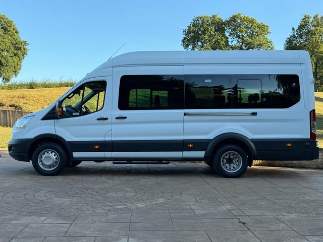 Ford Transit Custom 2017 2.2 Tdci 460 Hdt Trend Minibus Man White #4