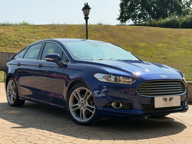 Ford Mondeo 2015 2.0 Tdci Titanium Hatchback Blue