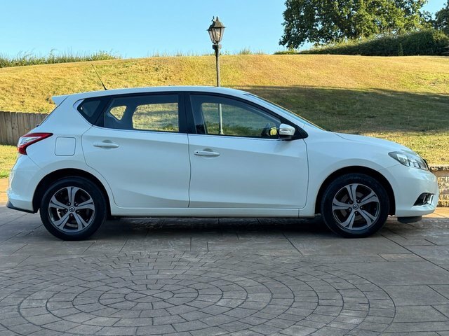 Nissan Pulsar 2015 1.2 Dig-t Visia Hatchback E YP65WYM White #3