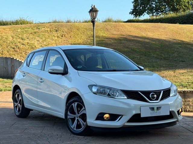 Nissan Pulsar 2015 1.2 Dig-t Visia Hatchback E White