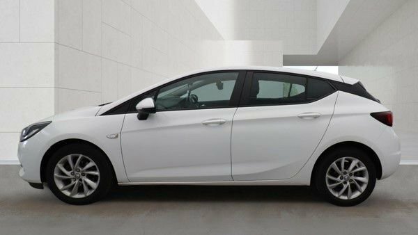 Vauxhall Astra 2020 1.2 Turbo Se Hatchback Euro White #4