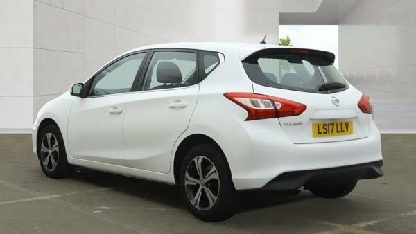 Nissan Pulsar 2017 1.2 Dig-t Acenta Hatchback White #6