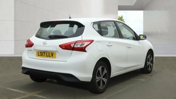Nissan Pulsar 2017 1.2 Dig-t Acenta Hatchback White #5