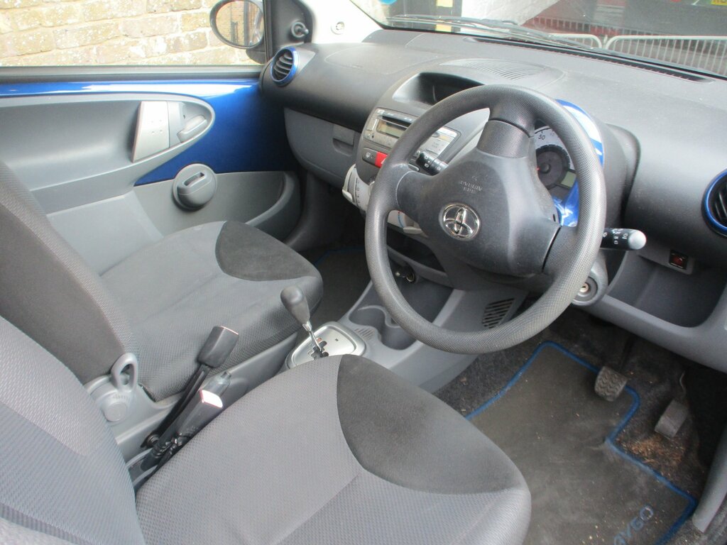 Toyota Aygo 1.0 Vvt-i Blue Hatchback Multimode Euro Blue #2