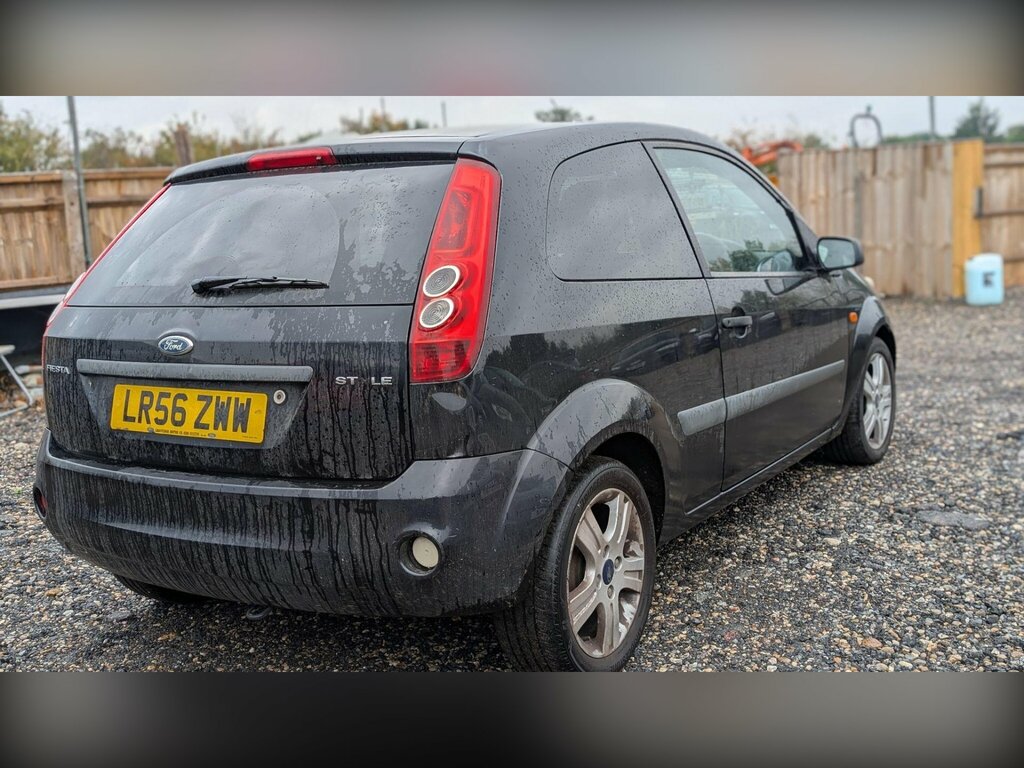 Ford Fiesta 1.25 Style Climate Black #4