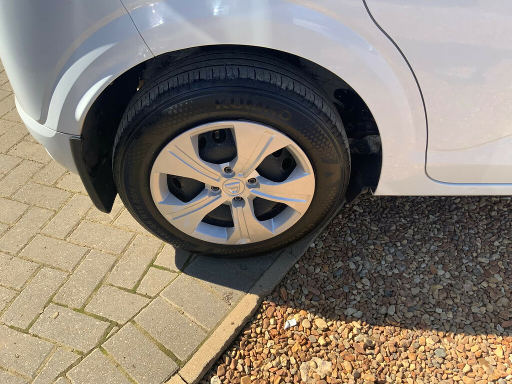 Dacia Sandero Hatchback  #18