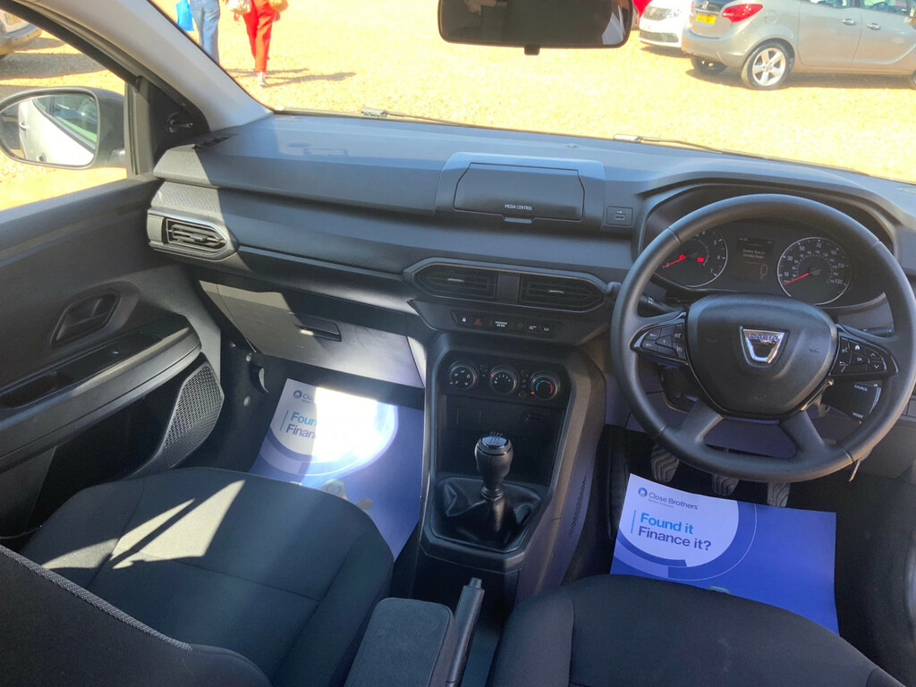 Dacia Sandero Hatchback  #11