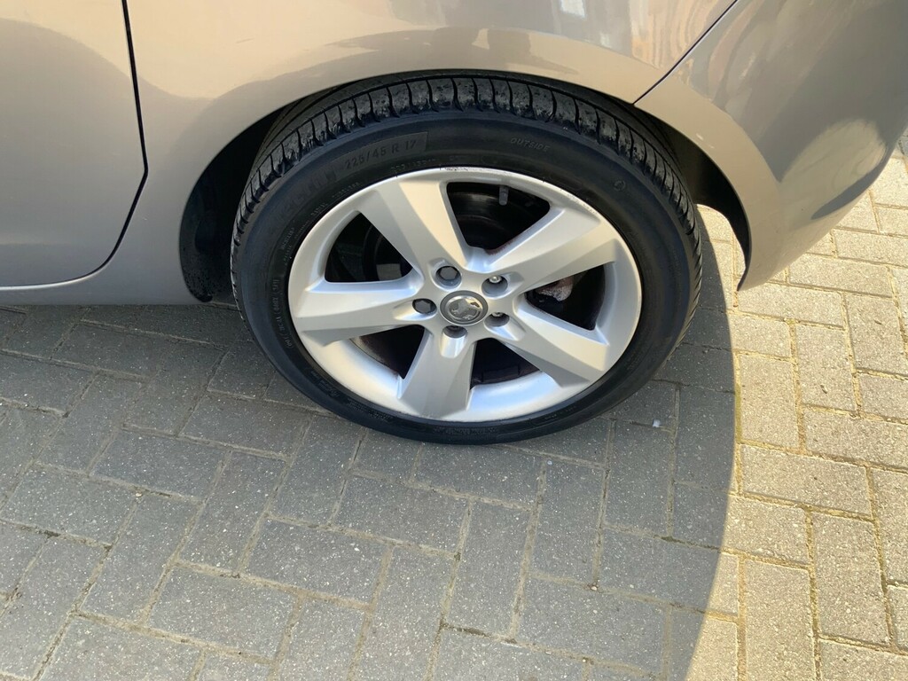 Vauxhall Meriva  Silver #19