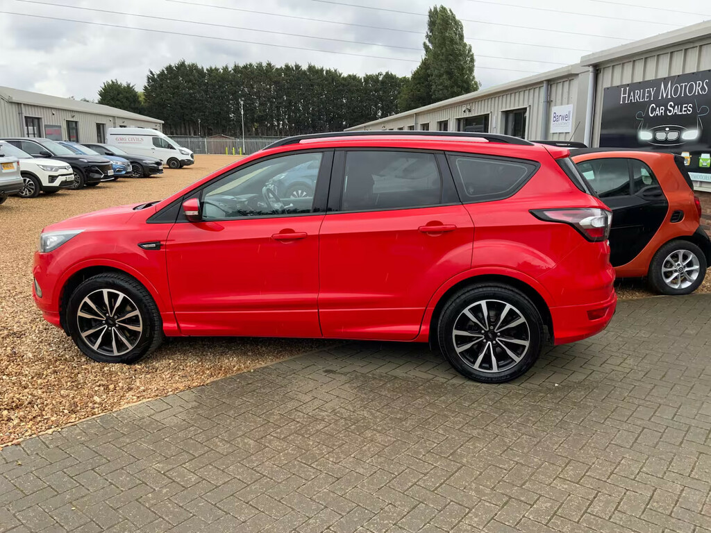 Ford Kuga 1.5 Tdci St-line 2Wd Hatchback Red