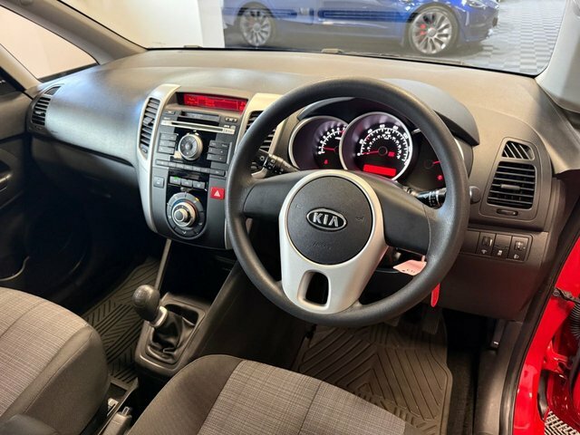 Kia Venga 1.4 1 Mpv Euro 5 89 Bhp Red #2