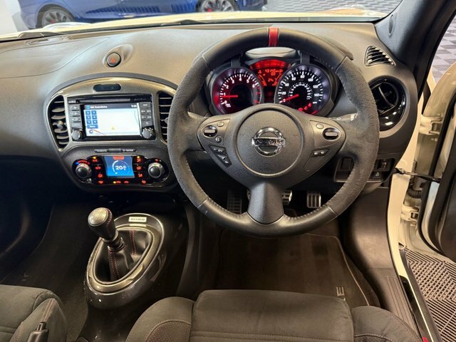 Nissan Juke 1.6 Dig-t Nismo Rs Suv Euro 6 2 VN65LRZ White #6