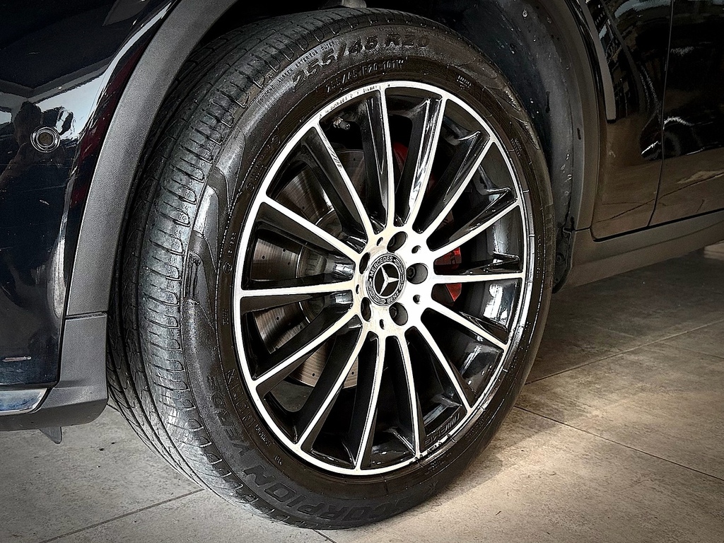 Mercedes-Benz GLC Class 2.0 Glc250 Amg Line Premium Suv G-tro Black #4