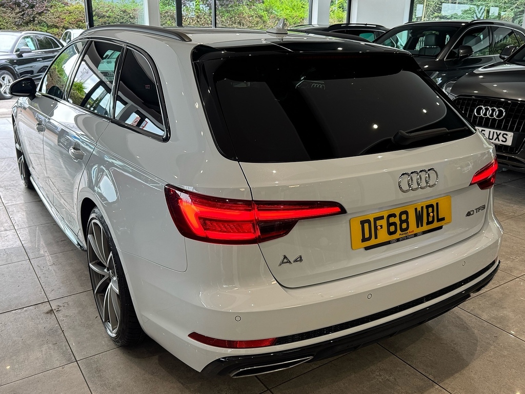 Audi A4 Avant Avant Tfsi Se White #17