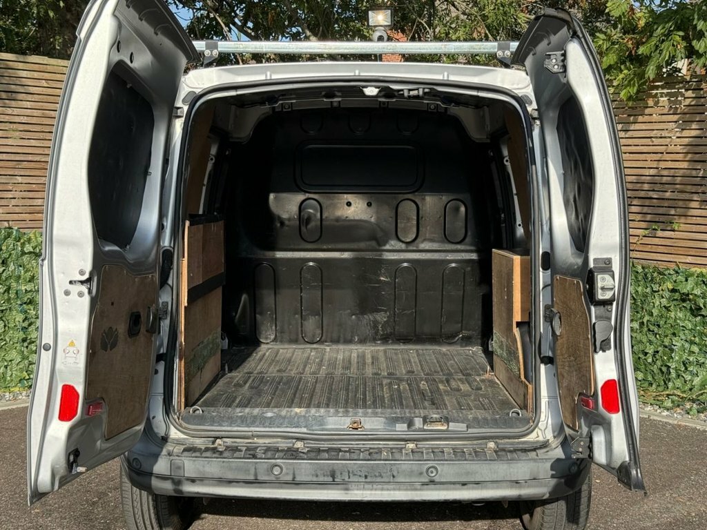 Mercedes-Benz CITAN 1.5L Null White #21