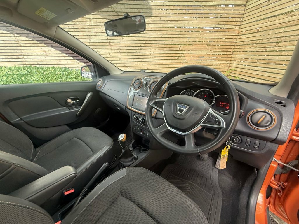 Dacia Sandero Stepway Stepway Laureate Tce White #14