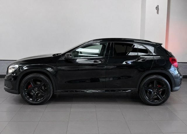 Mercedes-Benz GLA Class 2.1 Gla220d Amg Line Suv 7G-dct 4Matic DF66JZA Black #4