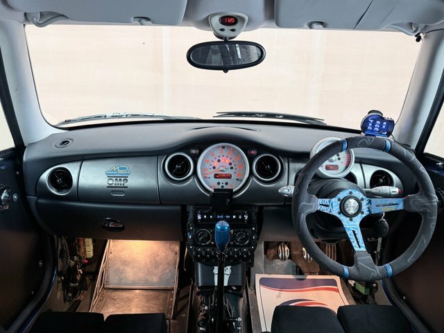 Mini Hatch Red #7