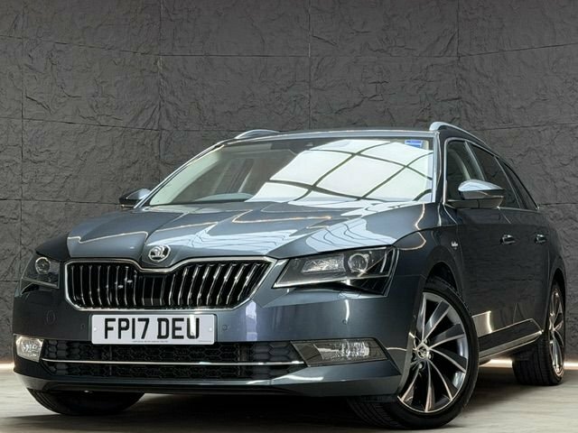 Skoda Superb Estate FP17DEU Grey