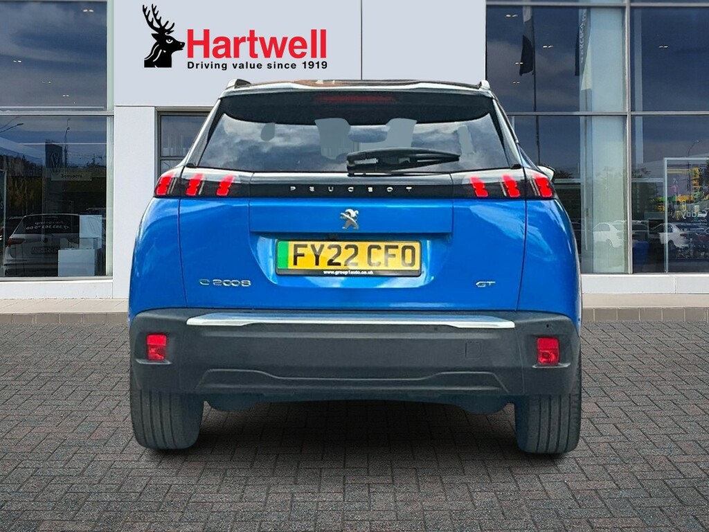 Peugeot e-2008 50Kwh Gt Premium Suv 136 Ps Blue #4