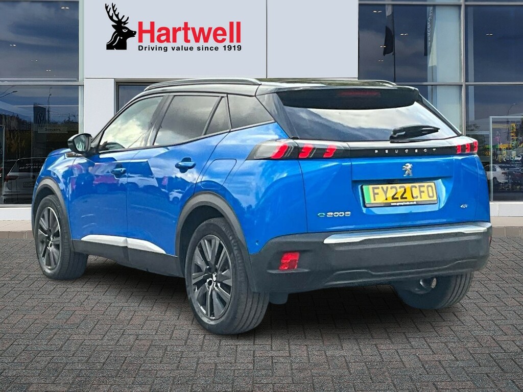 Peugeot e-2008 50Kwh Gt Premium Suv 136 Ps Blue #5