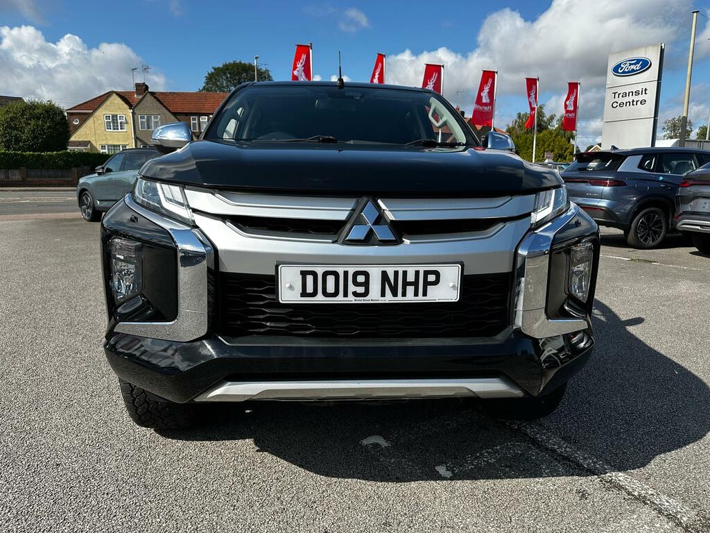 Mitsubishi L200 2.2 Di-d Dc Warrior Pickup Double Cab M Black #3