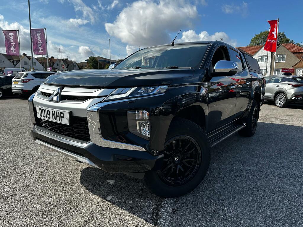 Mitsubishi L200 2.2 Di-d Dc Warrior Pickup Double Cab M Black #2