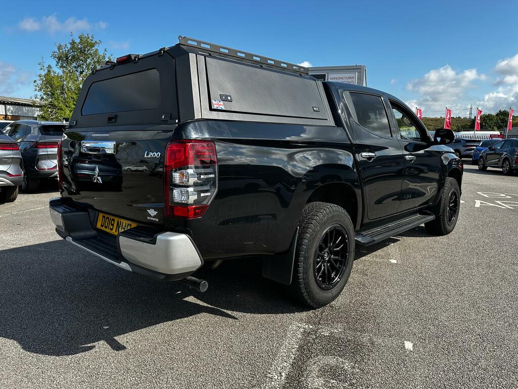 Mitsubishi L200 2.2 Di-d Dc Warrior Pickup Double Cab M Black #6
