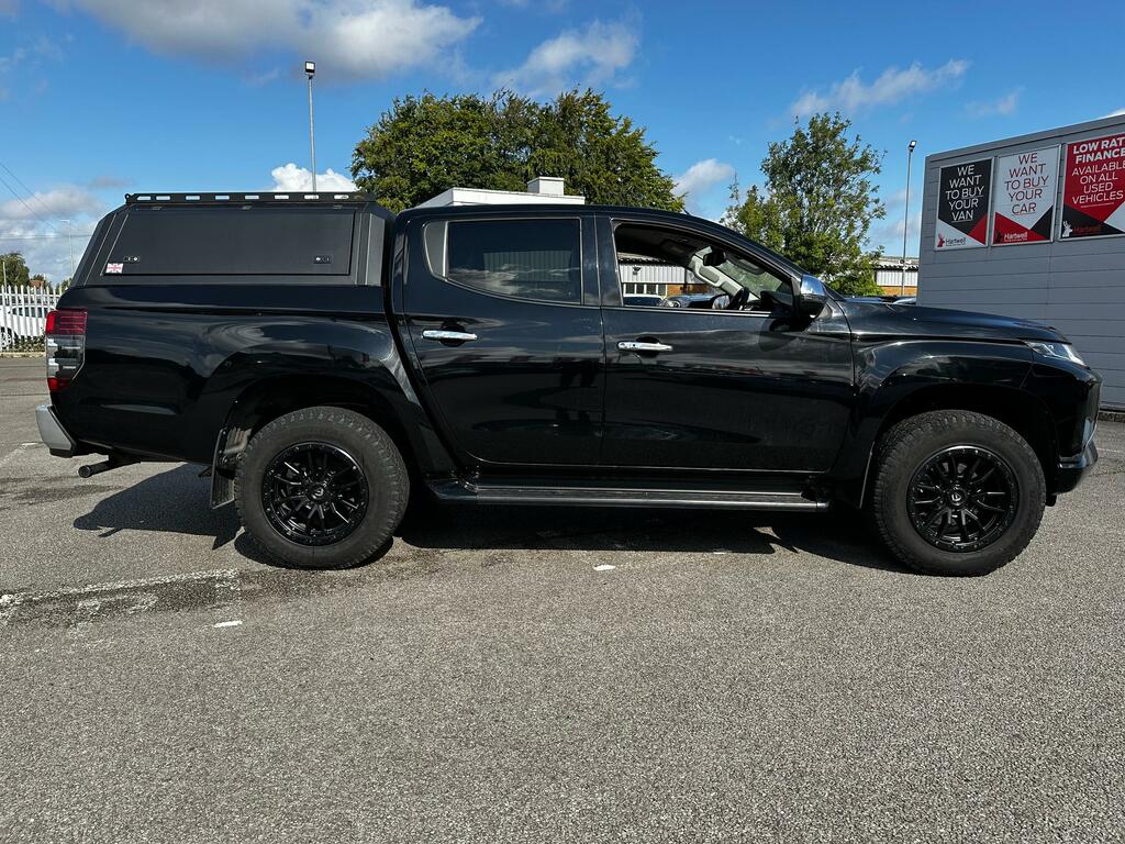 Mitsubishi L200 2.2 Di-d Dc Warrior Pickup Double Cab M Black #5