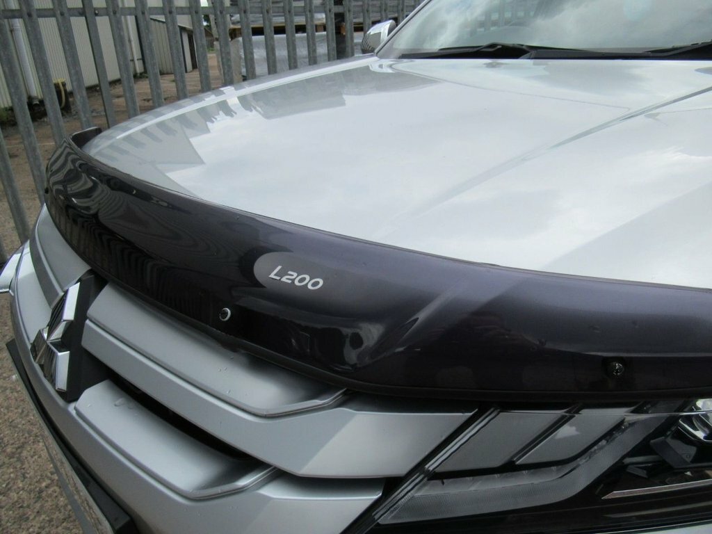 Mitsubishi L200 2.2L Dc Barbarian X Silver #5
