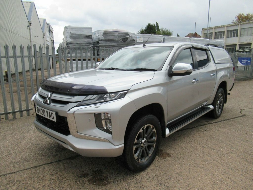 Mitsubishi L200 2.2L Dc Barbarian X Silver #2