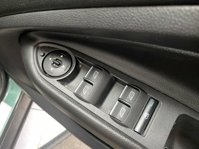 Ford Kuga  Grey #16