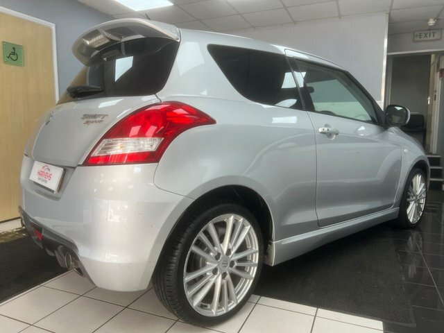 Suzuki Swift 1.2 Sz2 Red #9