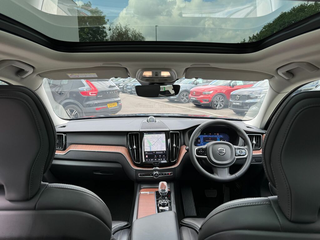 Volvo XC60 Ultimate DV73UKW Black #2