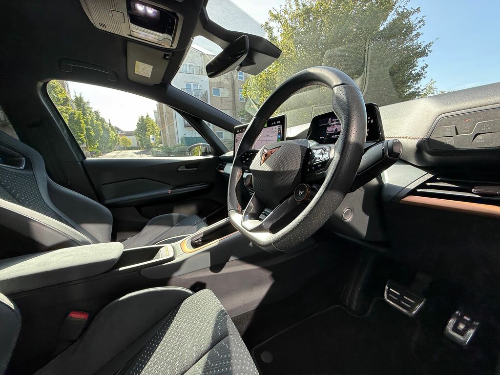 Cupra Born Vz YK75LXT Green #6