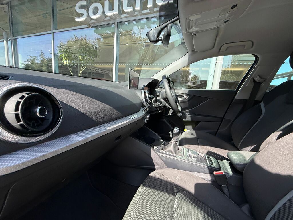 Audi Q2 Sport Blue #2