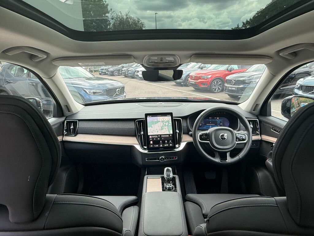 Volvo XC90 Plus RV75VWC Black #3
