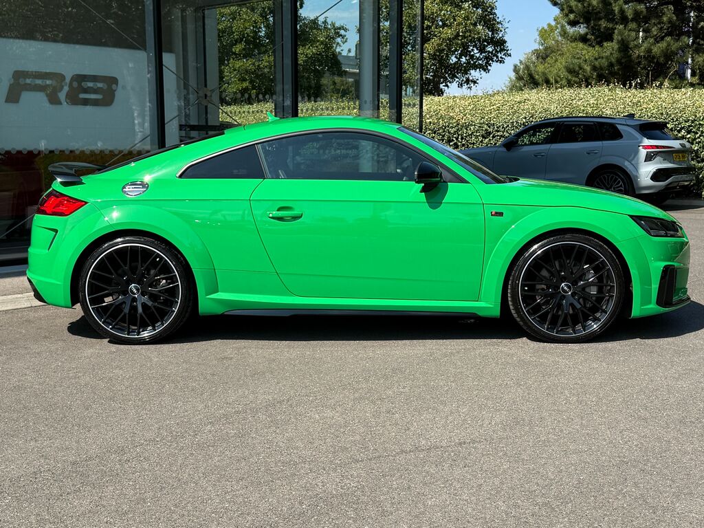 Audi TT Black Edition MV20VLY Green