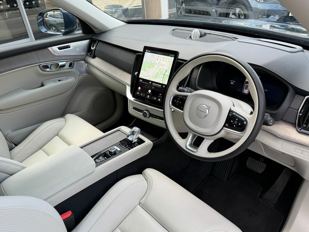 Volvo XC90 Ultra Blue #6