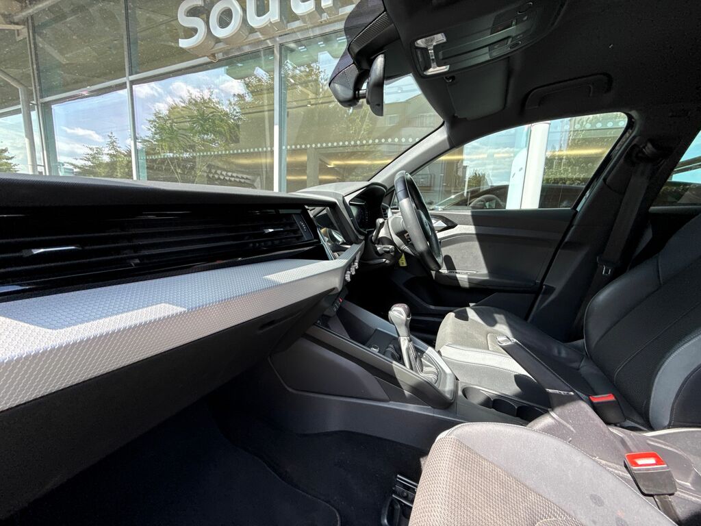 Audi A1 S Line HJ73MVO Black #2