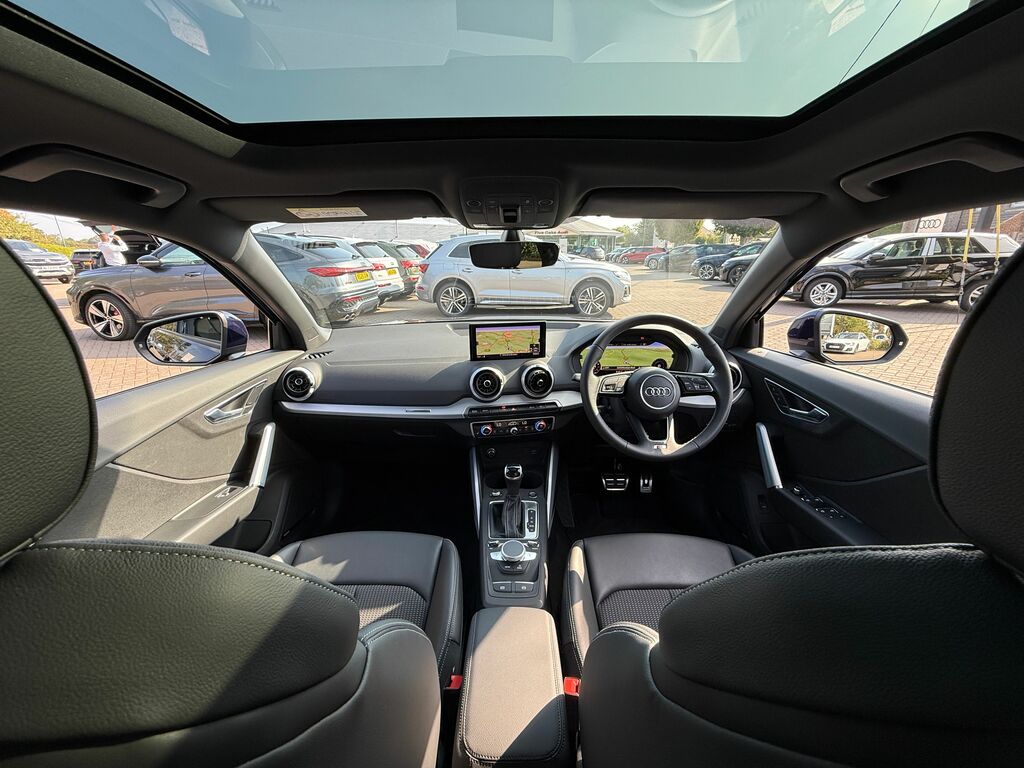 Audi Q2 S Line Blue #3